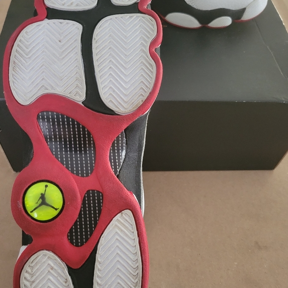 SOLD Jordan 13's 5.5Y - Picture 3 of 4